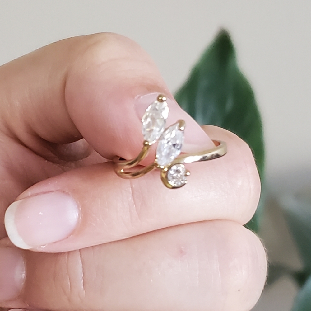 Ring size 8 - Picture 2 of 6